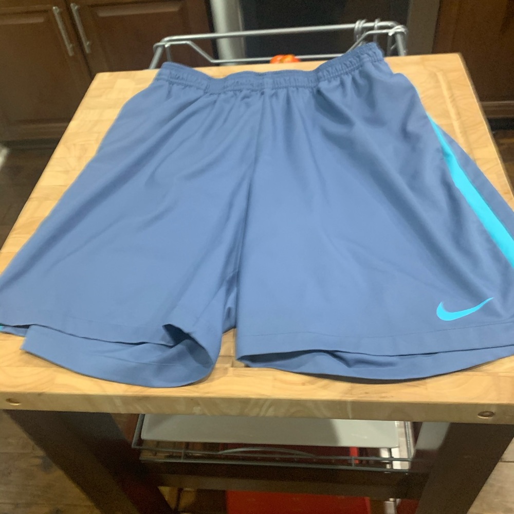 Men’s Nike Drifit Tennis Shorts